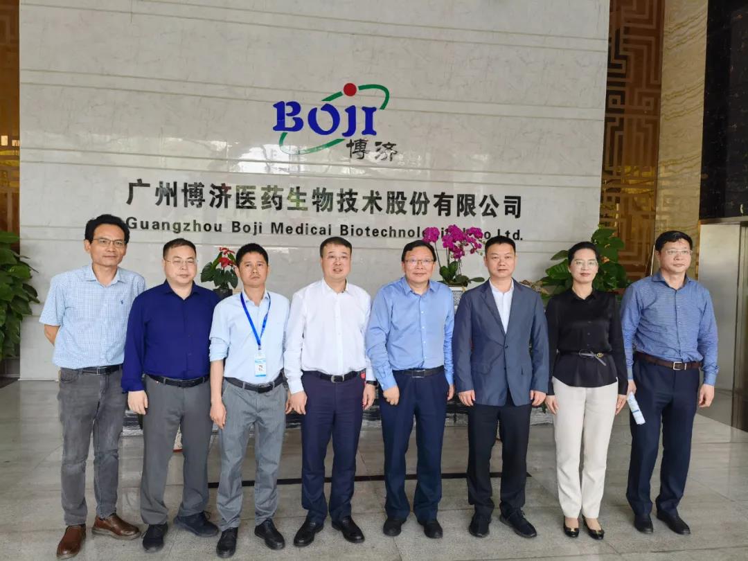 溫州市甌海區(qū)區(qū)委書記王振勇一行赴博濟(jì)醫(yī)藥調(diào)研座談